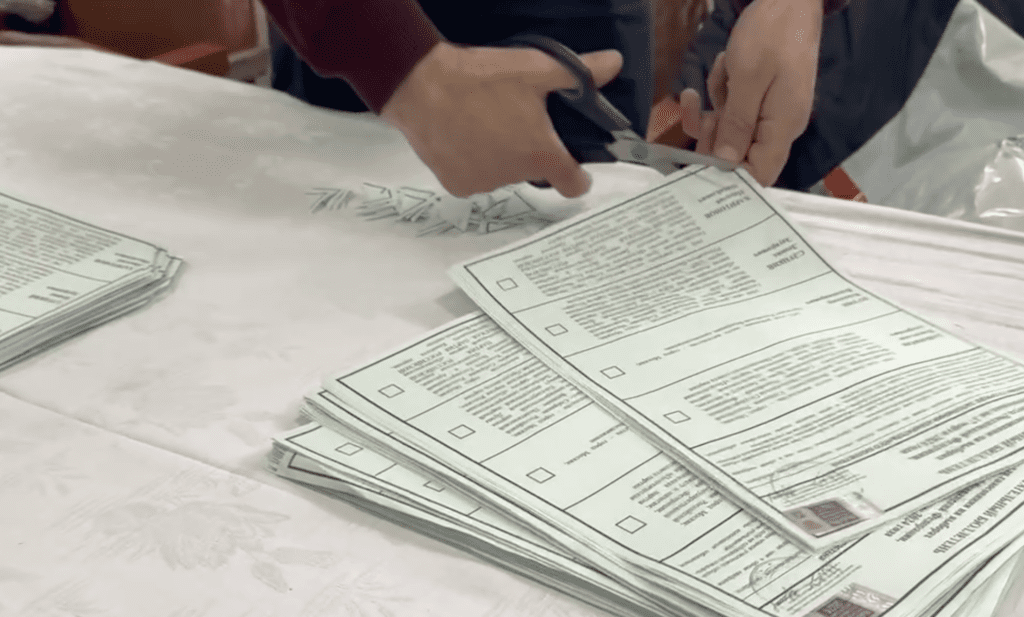 Опечатывание стационарных ящиков для голосования. Упаковка в сейф пакет. Сейф-пакет 445*540 мм. Сейф-пакет (курьер-пакет). Погашение неиспользованных сейф пакетов.